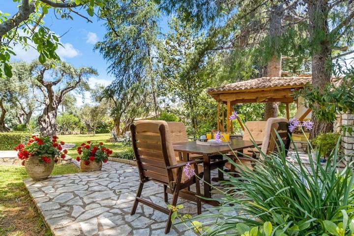 Poly'S Villa Lefkada Apolpaina Exterior foto
